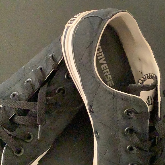 CONVERSE LOW TOP SNEAKERS  MEN 7 - Picture 3 of 9